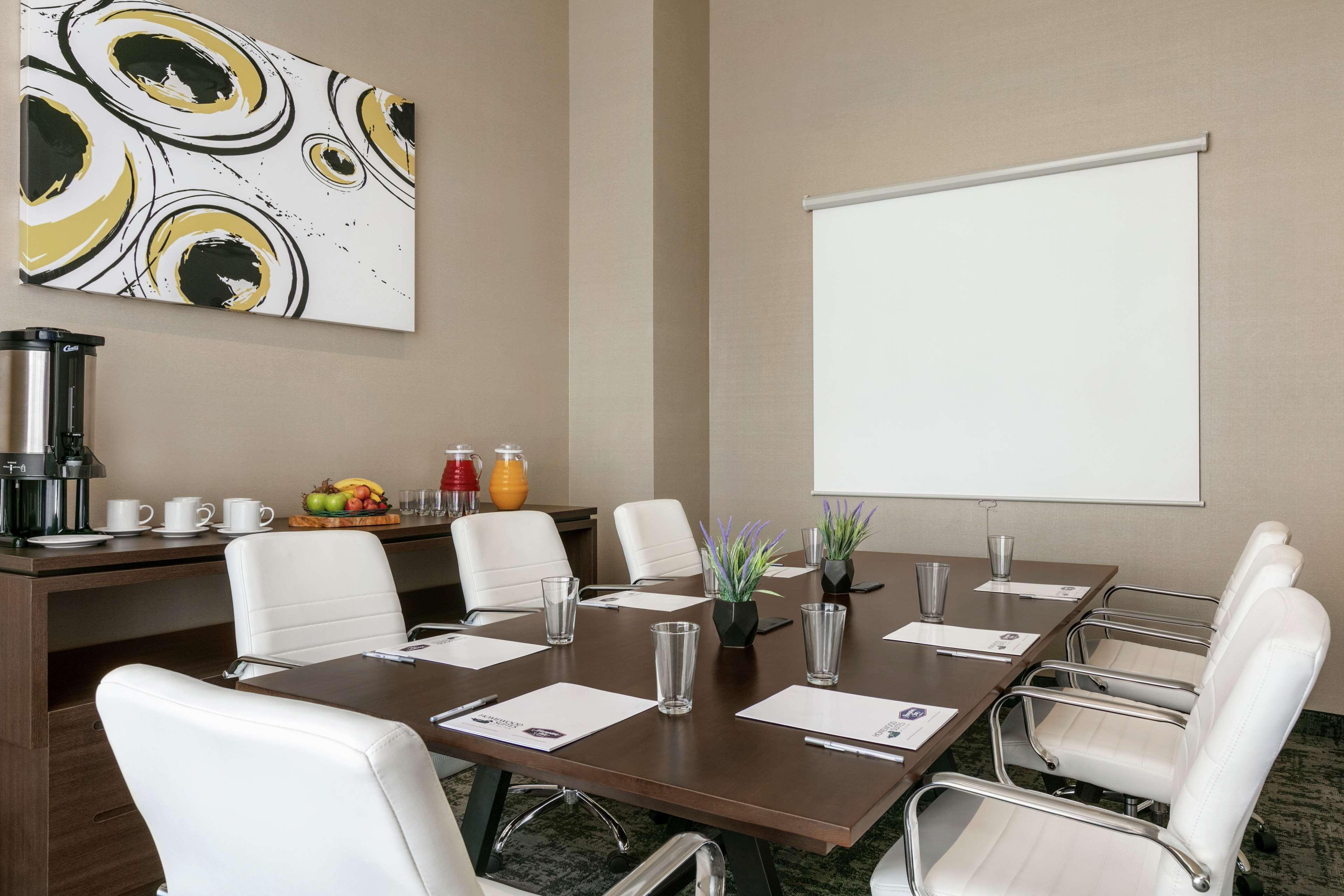 Hampton By Hilton Monterrey 3*
