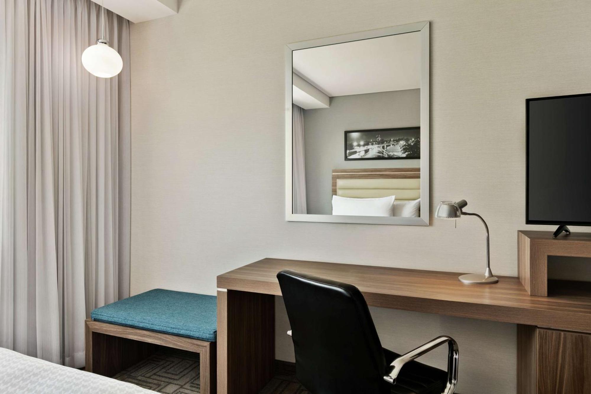Hampton By Hilton Monterrey